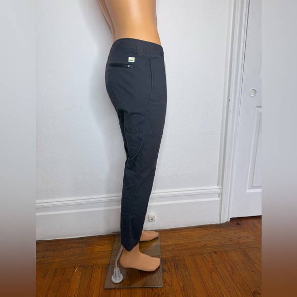 Vuori Men’s black ripstop pants small - Picture 4 of 8